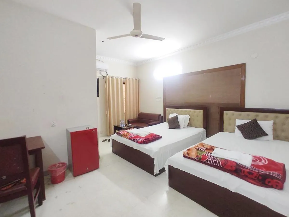 Hotel Suite Palace Dhaka 3*,